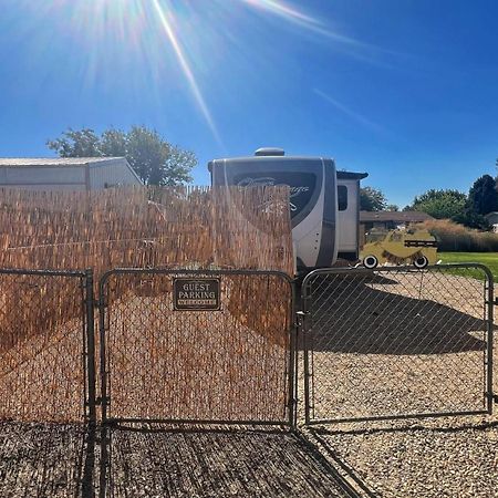 Appartamento Luxury Glamping Near Idaho Event Center In Nampa Esterno foto
