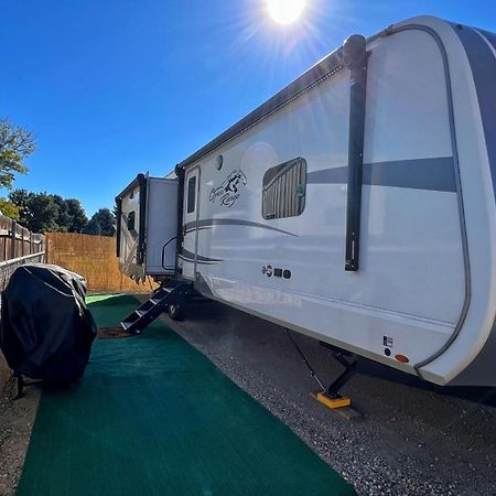 Appartamento Luxury Glamping Near Idaho Event Center In Nampa Esterno foto