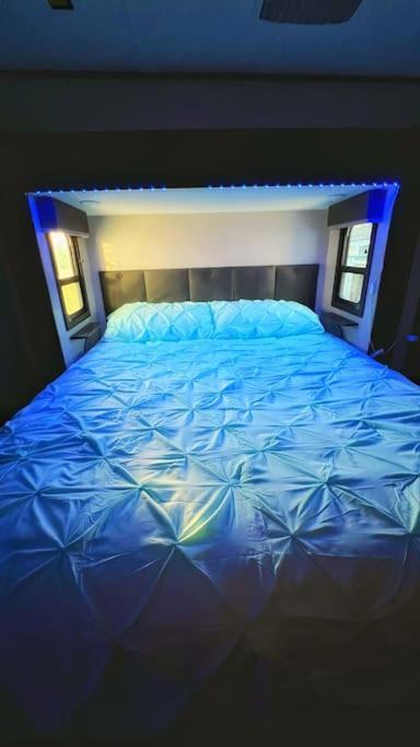Appartamento Luxury Glamping Near Idaho Event Center In Nampa Esterno foto