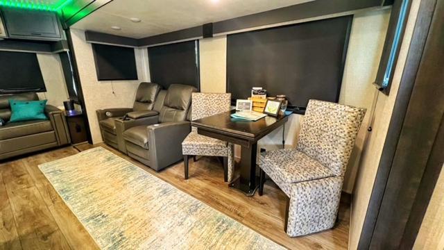 Appartamento Luxury Glamping Near Idaho Event Center In Nampa Esterno foto